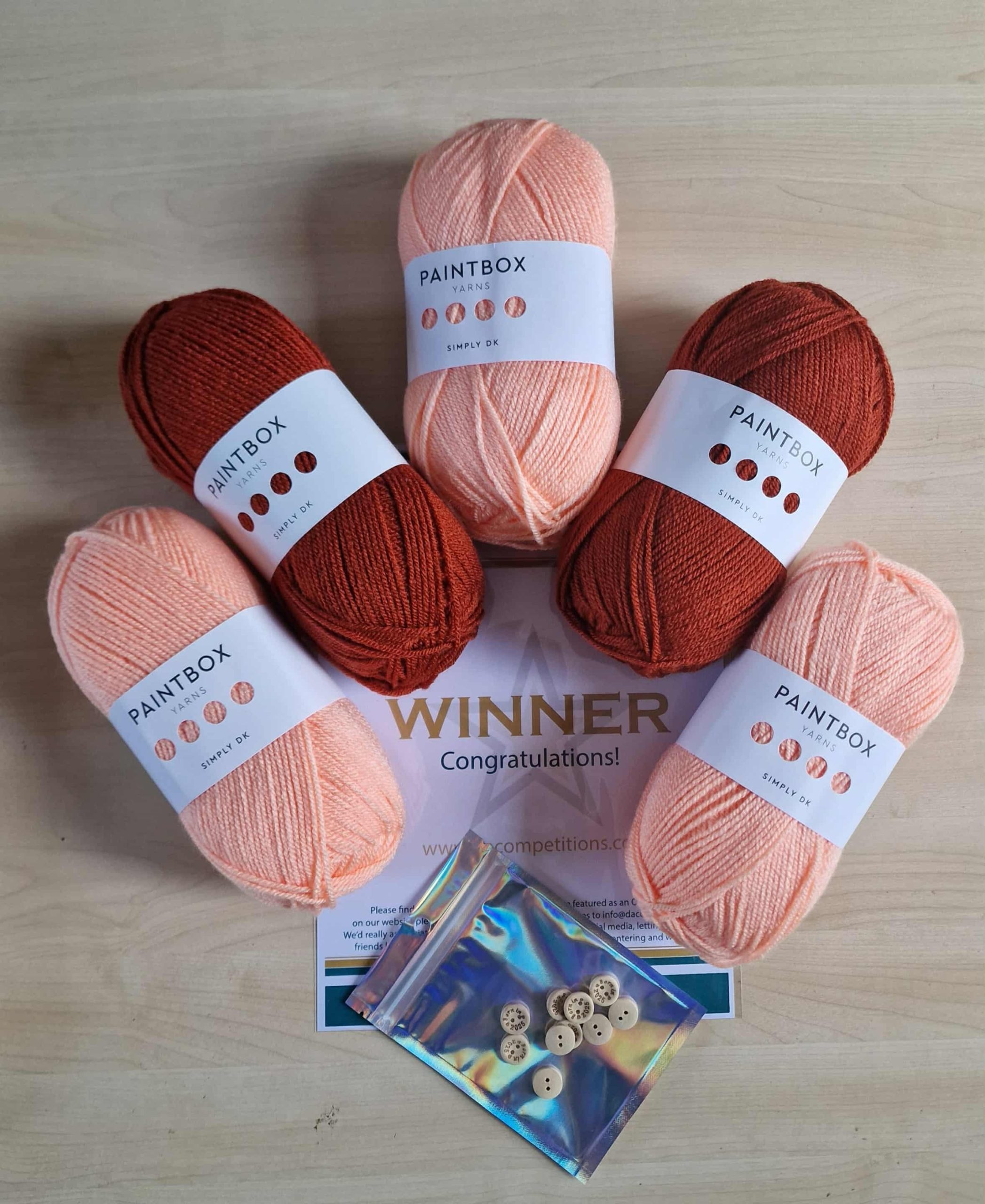 DECEMBER MIXED DRAW - WOOL & MORE - ONLY 500 TICKETS! (4/12) - Image 2