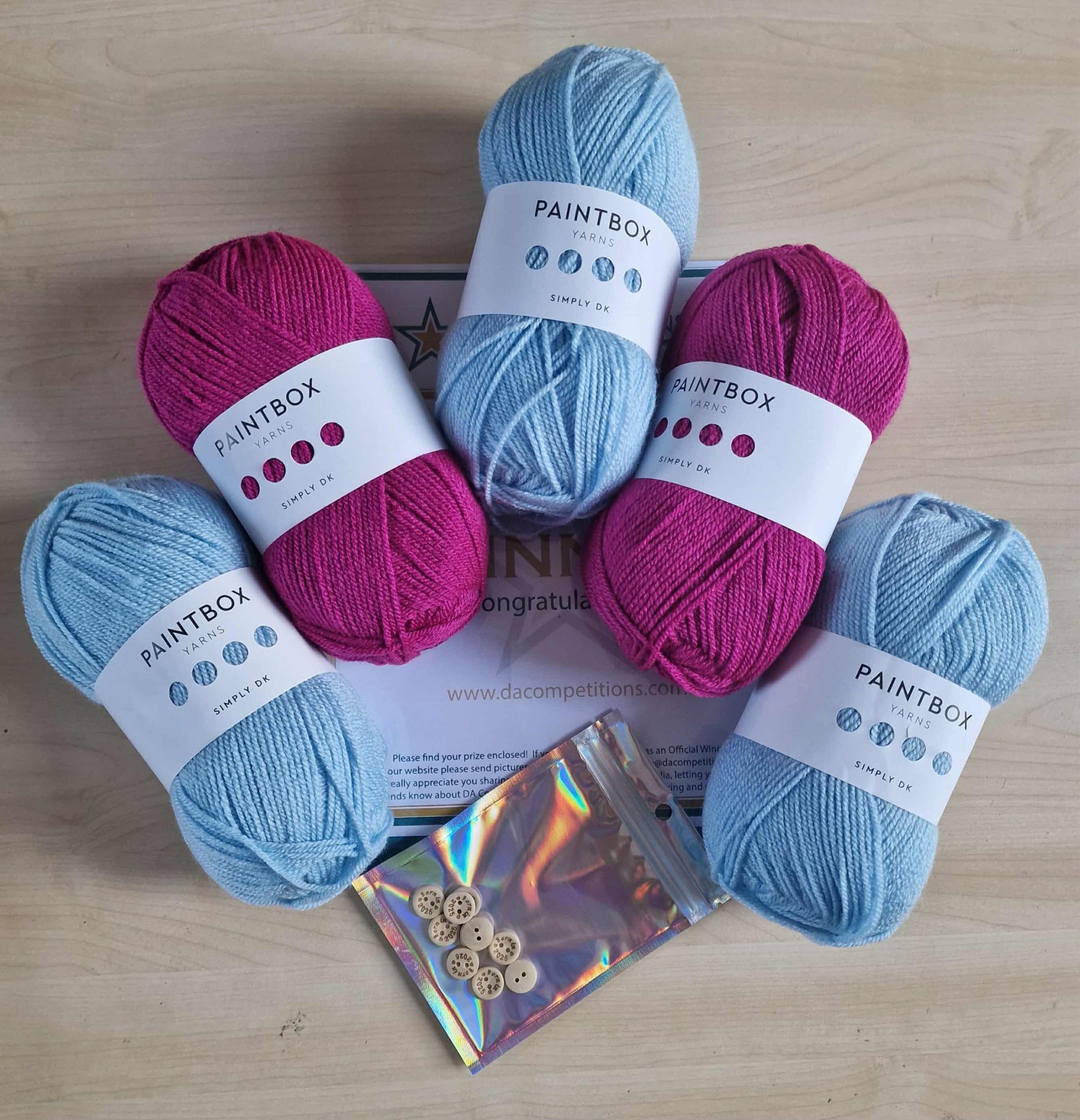 DECEMBER MIXED DRAW - WOOL & MORE - ONLY 500 TICKETS! (4/12) - Image 3